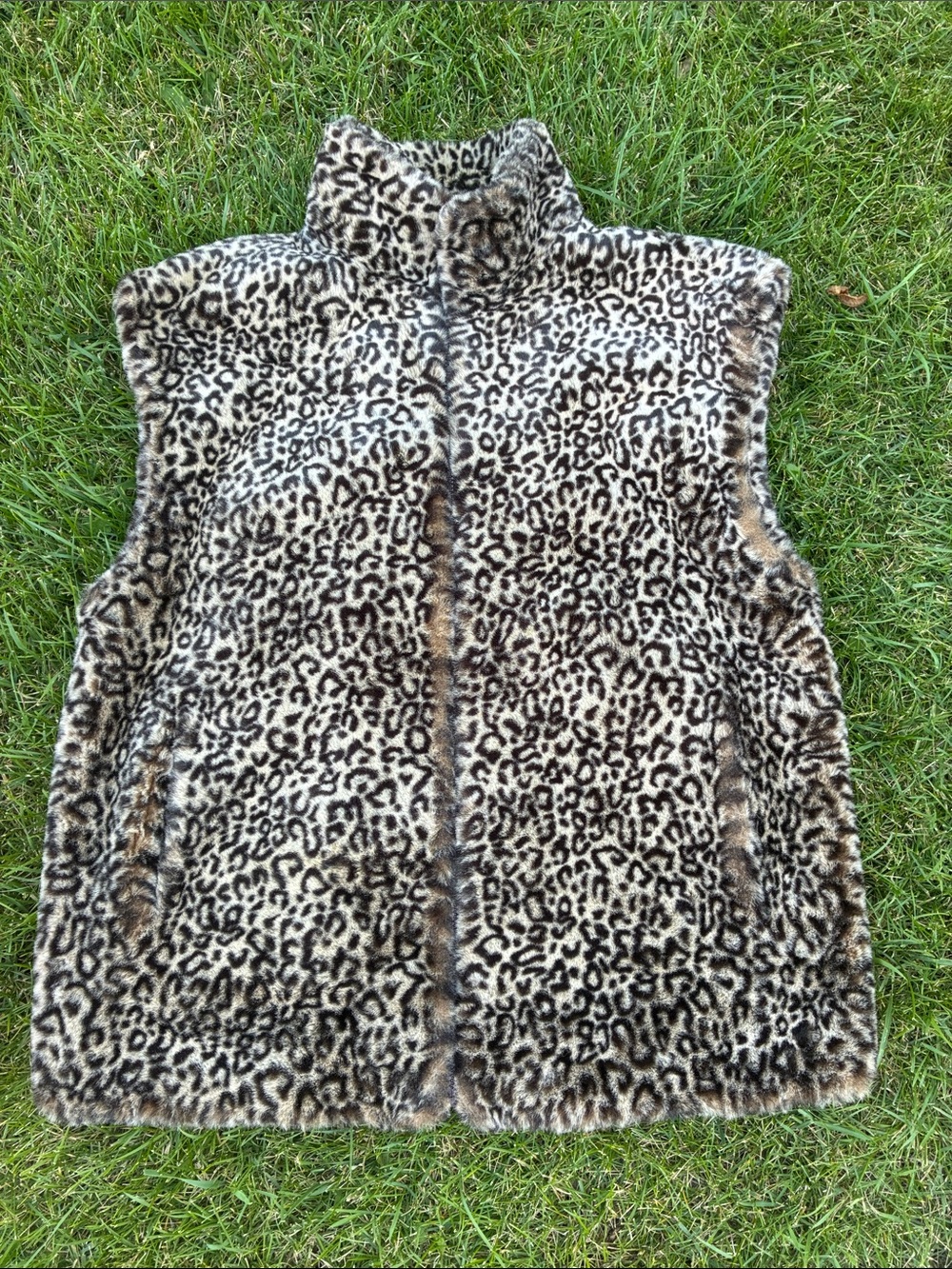 Faux Fur Leopard Print Vest